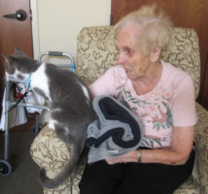 Animal therapy helps patient with dementia.